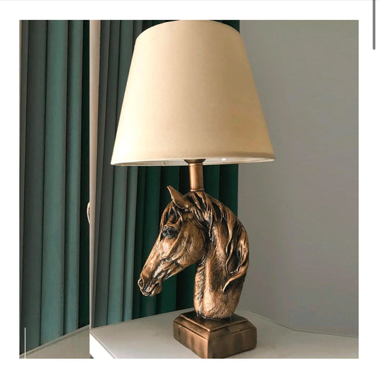 Equine Majesty Lamp